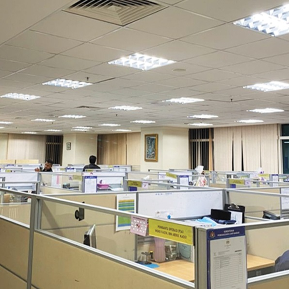 T8 LED Recessed Mounted